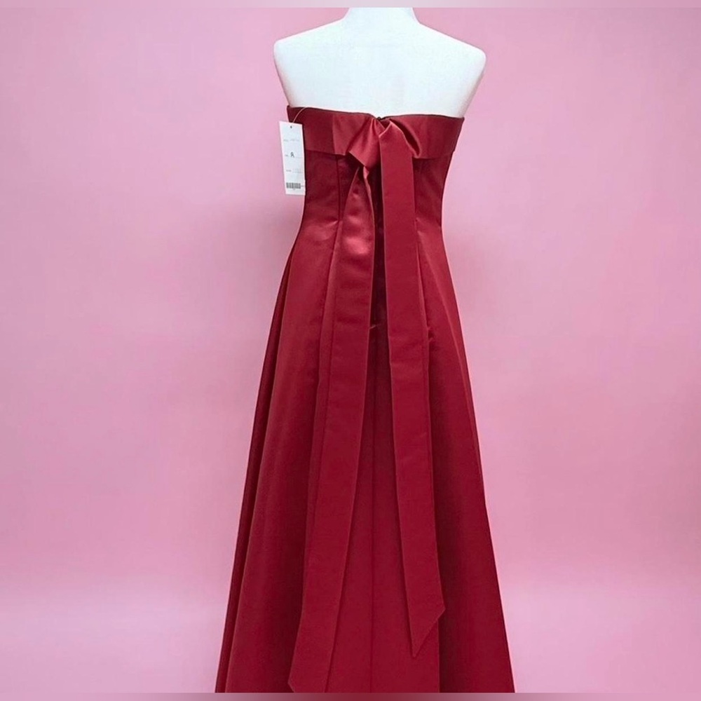Night Moves Strapless Red Evening Gown - Picture 5 of 9
